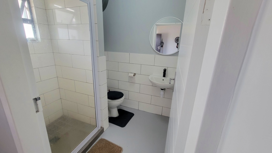 1 Bedroom Property for Sale in The Connifers Western Cape